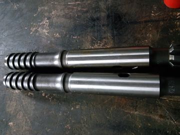 Bộ chuyển đổi mũi khoan cường độ cao R32 / R28 Chủ đề cho máy khoan bàn