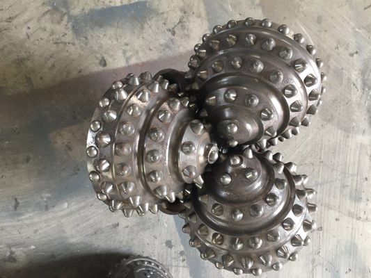 Tùy chỉnh Tricon Rock Drill Bits Hình nón giả mạo Loại vòng bi không khí